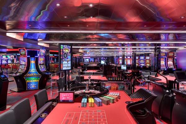 Red Gem Casino cruise highlight