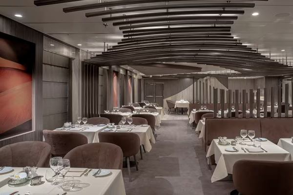 Les Dunes Restaurant cruise highlight