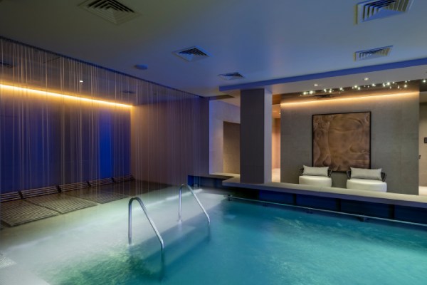 Pool Sitting Area cruise highlight