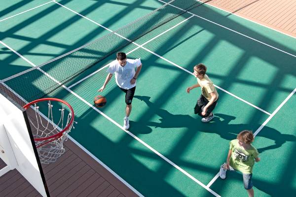 Basketball cruise highlight