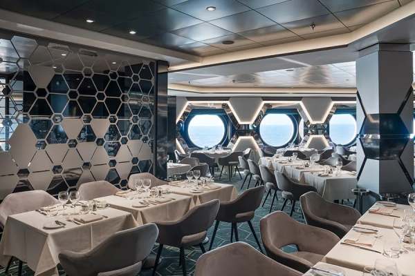 Esagono Restaurant cruise highlight