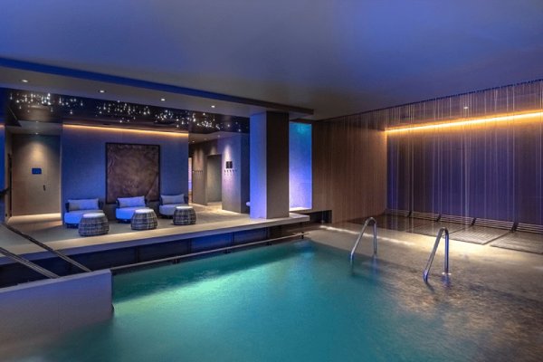 Pool cruise highlight