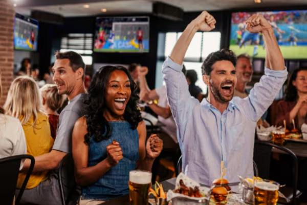 Sports Bar cruise highlight