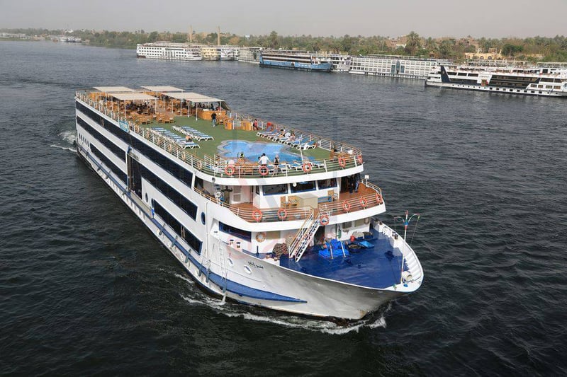 Enjoy a 3-night cruise on the Nile River on board MS Blue Shadow.