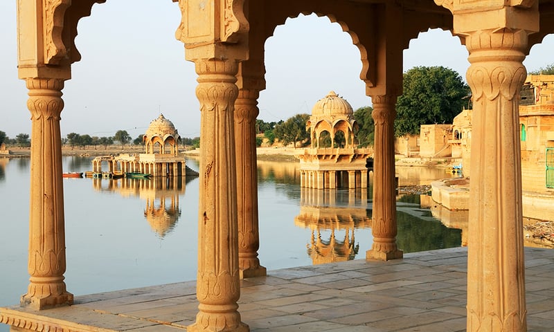 Be inspired by the temples on Gadisar lake, Jaisalmer, India.