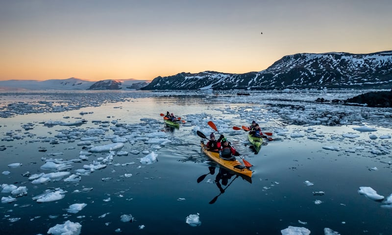 Kayaking in Antarctic waters (optional activity) Kayaking in Antarctic waters (optional activity)
