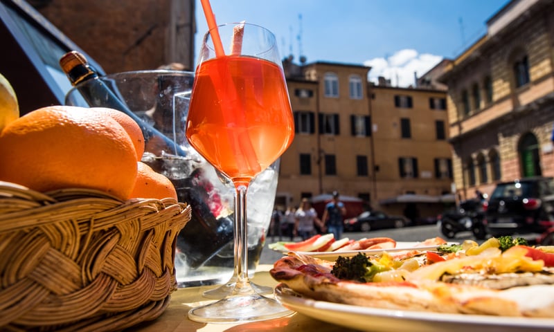 Ready to enjoy a spritz in Rome before your flight home?