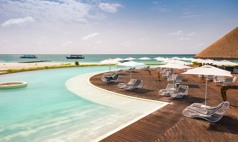 Fen Pool Bar at Cinnamon Velifushi Maldives.