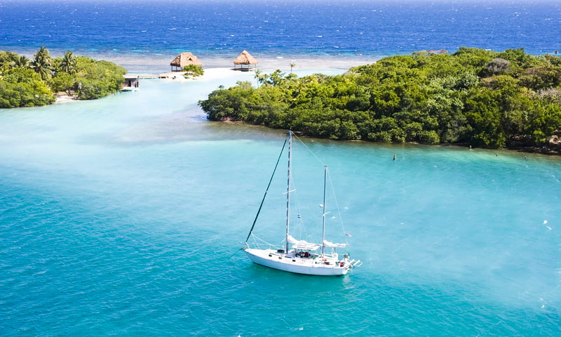 Roatan is a Caribbean paradise located off the North Coast of Honduras.