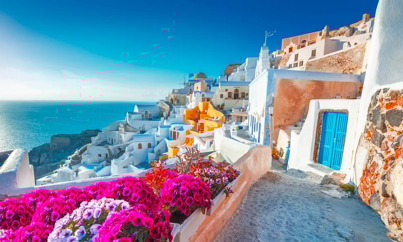 Santorini, Greece looks like a place straight out of a fairy tale.