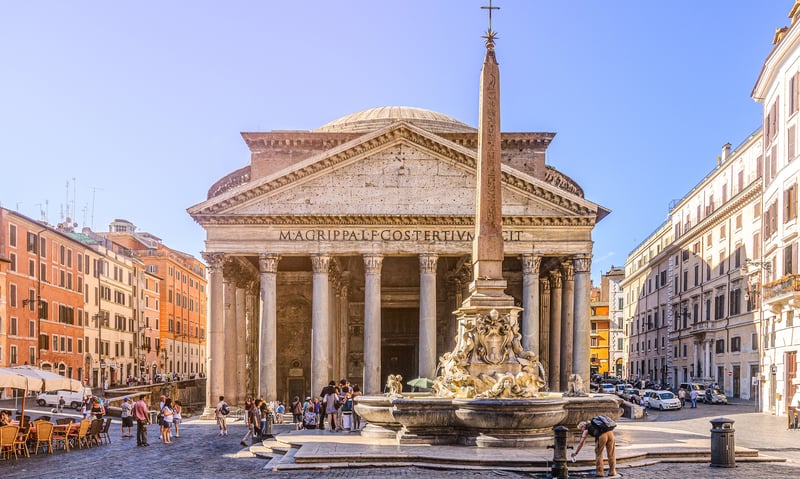 The Pantheon is a former Roman temple in Rome, Italy.