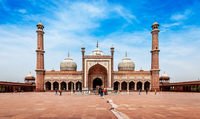 The largest mosque in Delhi is the Jama Masjid.