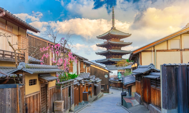 Yasaka Pagoda and Sannen Zaka Street in Kyoto, Japan.