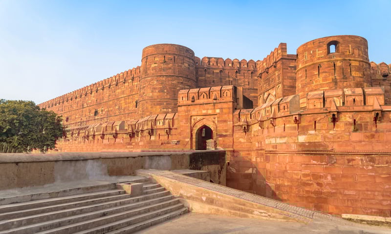 Marvel at the intricate marble artistry at Agra Fort in Agra, India.