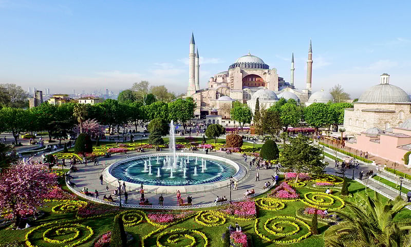 See the Hagia Sophia Grand Mosque during your leisure time in Istanbul, Türkiye.