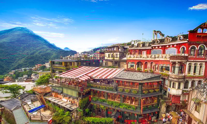 Sip tea and wander through the charming, old-world streets of Jiufen's mountain village.