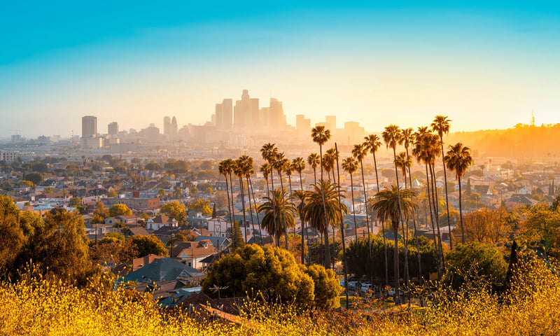 Explore the iconic sights of Los Angeles at leisure, from Hollywood to Santa Monica Pier.