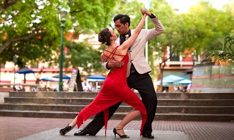 Enjoy a guided tour of Buenos Aires, plus dinner with a live tango performance!