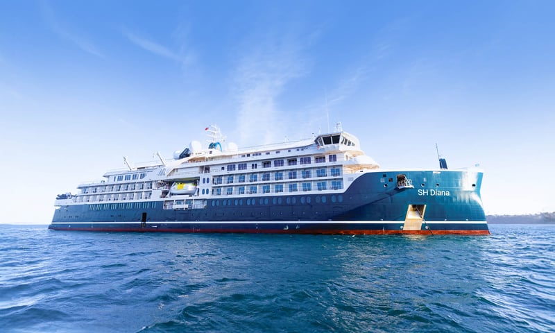 Sail aboard the SH Diana.