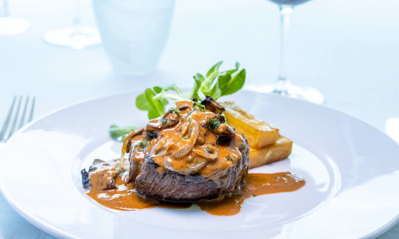 Savour exquisite dining onboard Azamara Pursuit.