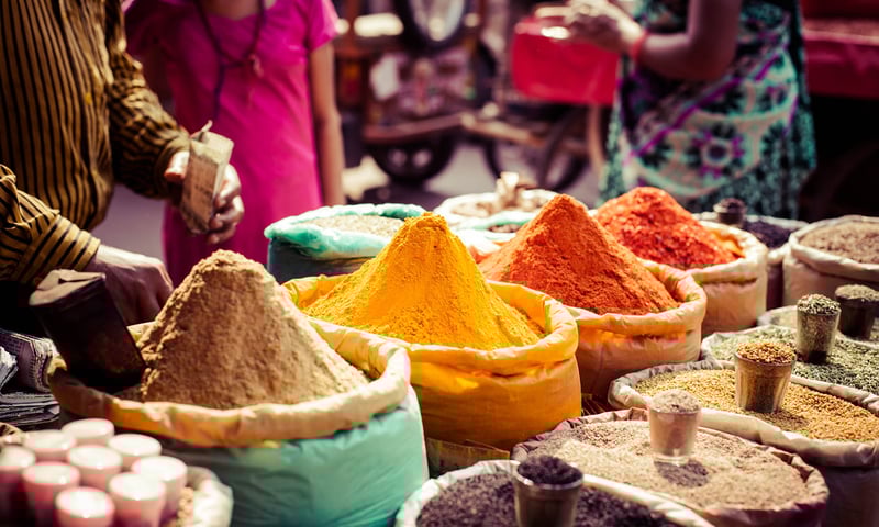 Visit India's Golden Triangle - Delhi, Agra and Jaipur.