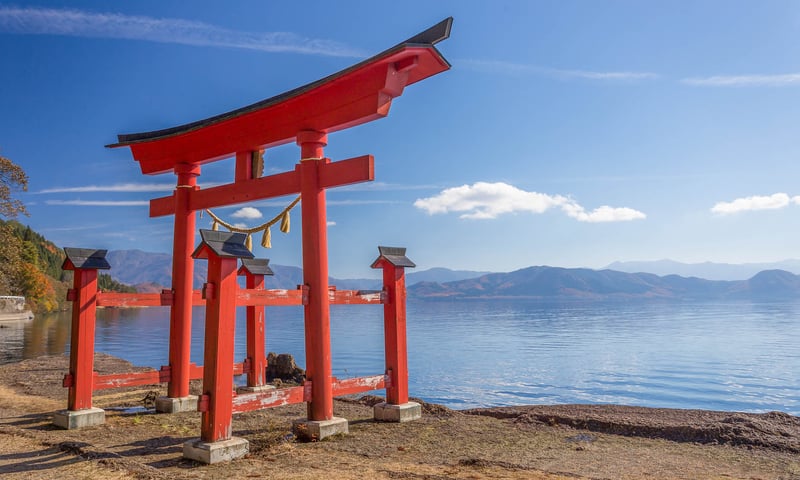 Marvel at the scenery of Lake Tazawa in Japan.