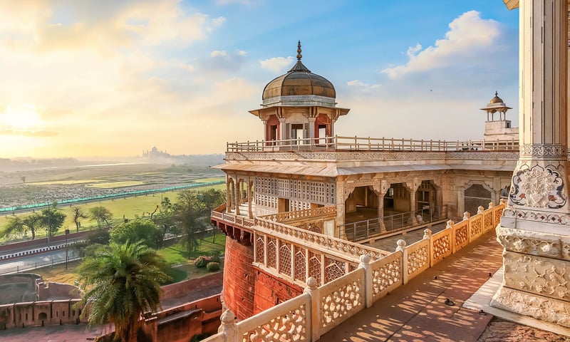 See Agra Fort, located only 2.5 km from the Taj Mahal in India.