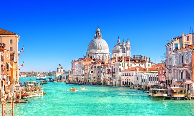Explore everything that Venice's spectacular city offers at your own pace.