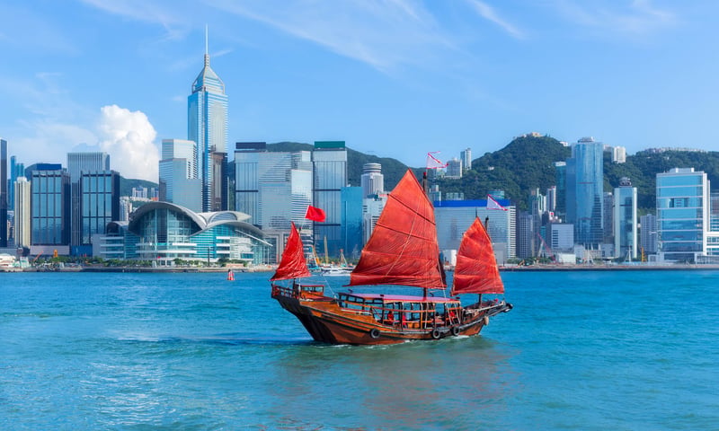 Enjoy time at leisure in Hong Kong.