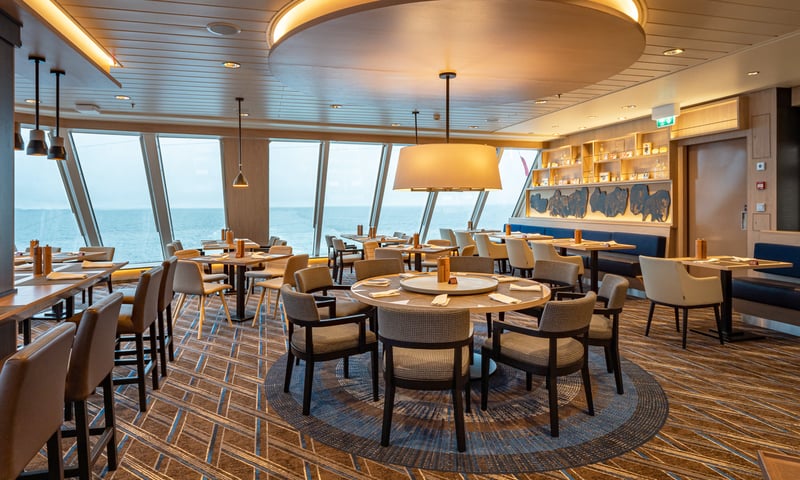 Enjoy dining at Aune aboard HX Expeditions.