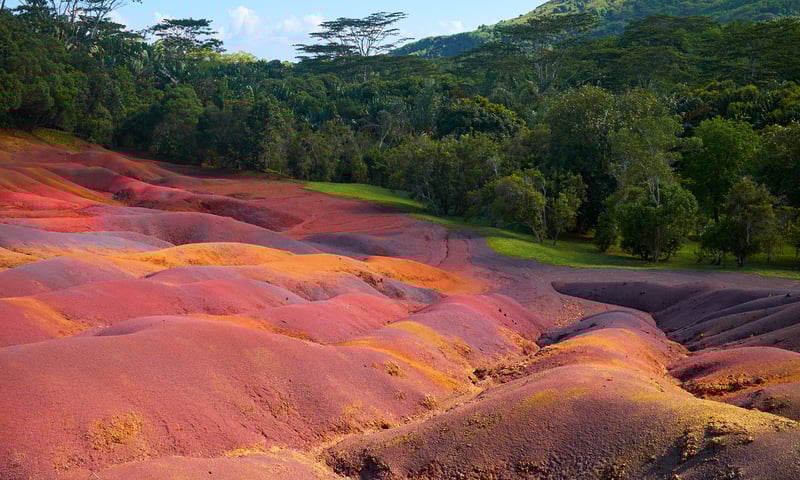 Discover Chamarel's multi-coloured earth during your leisure time on Mauritius.