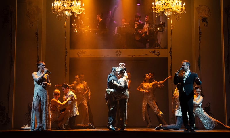 Enjoy dinner and a live tango show at the iconic and historical 'Cafe Los Angelitos'.