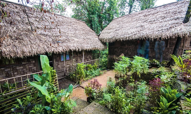 Connect with eco-conscious, indigenous communities in Mawlynnong.