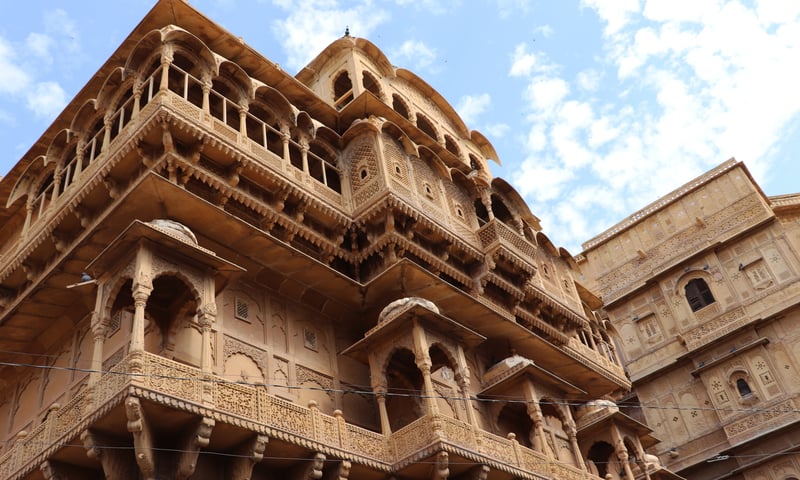The 12th century Golden Fort of Jaisalmer features intricate carved sandstone.