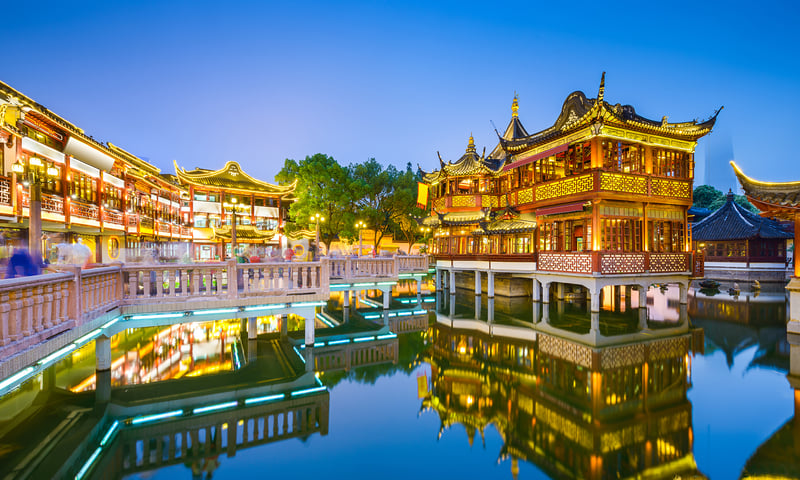Yuyuan Garden is an extensive, traditional Chinese garden (addiontal fees required).