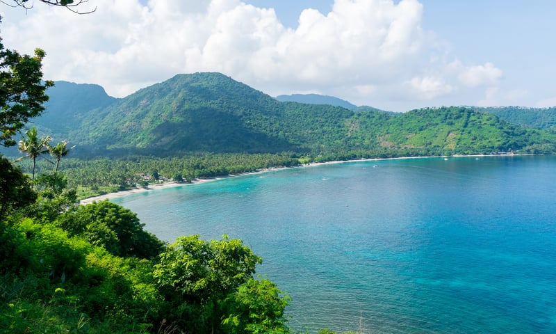 Cruise to the sun-kissed island of Lombok, Indonesia.