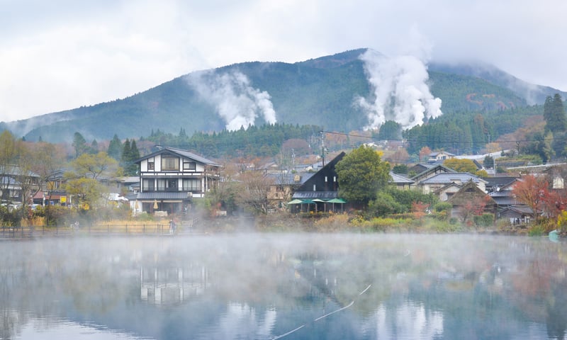 Enjoy some leisure time in the onsen town of Yufuin.