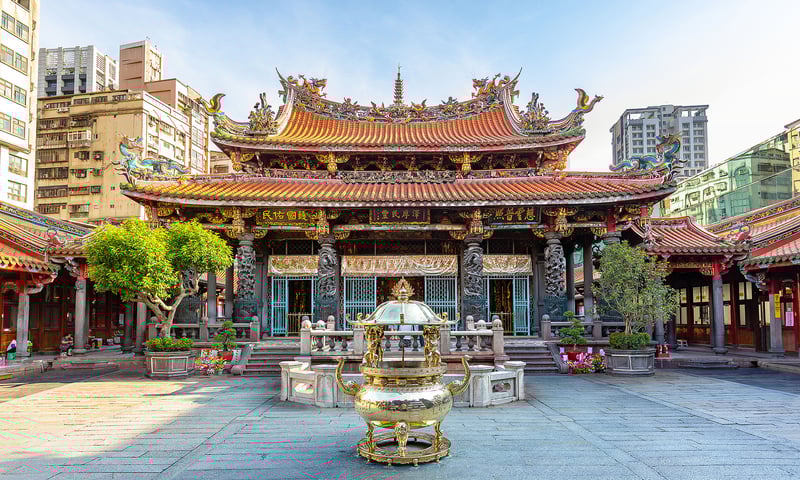 During free time in Taipei, search for the ancient Lungshan Temple.