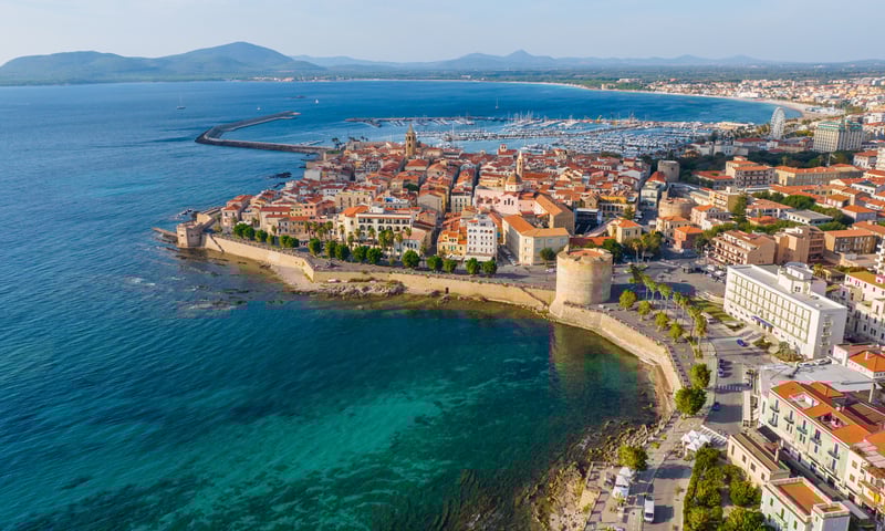 Alghero is one of the Sardinia’s best-preserved Medieval cities (Itinerary 2 only).