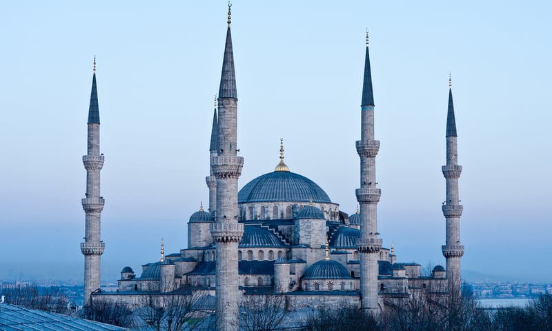 Unveil the secrets of Istanbul, Türkiye, with an overnight stay in that splendid city (Itinerary 1).