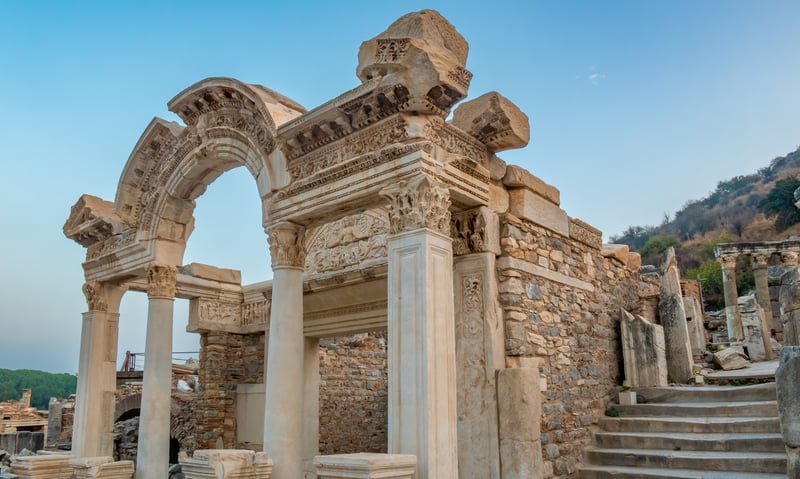 The ruins of Ephesus near Kusadasi in Türkiye (Itinerary 1).