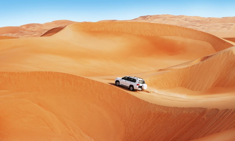 Enjoy a 4X4 tour in Dubai.