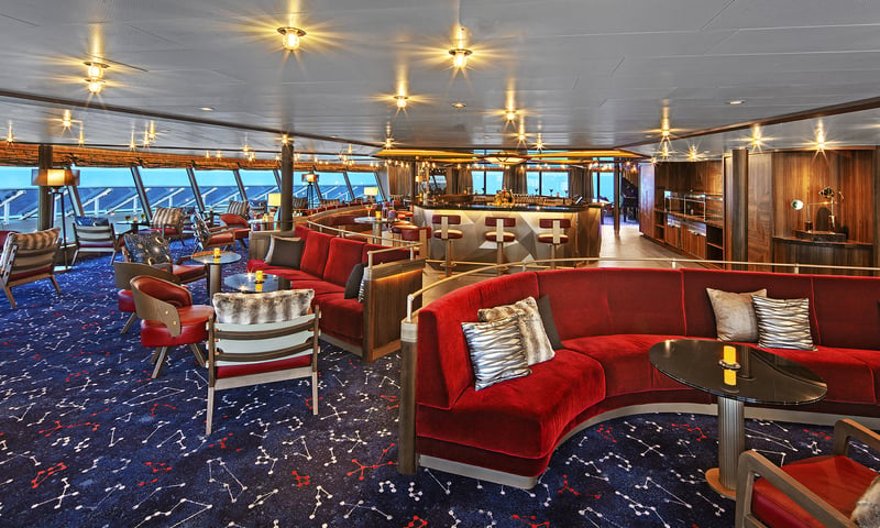 Meet and mingle in the Constellation Lounge aboard Seabourn Venture or Seabourn Pursuit.