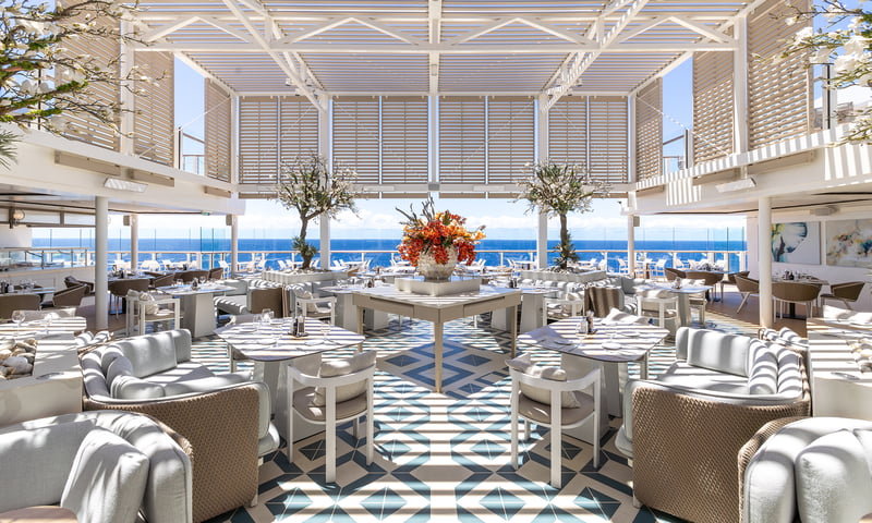 Dine al fresco in The Marquee and enjoy the perfect sea views onboard Silver Nova and Silver Ray.