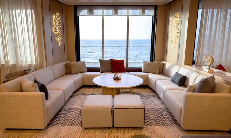 Unwind in the Observation Lounge aboard SH Minerva.