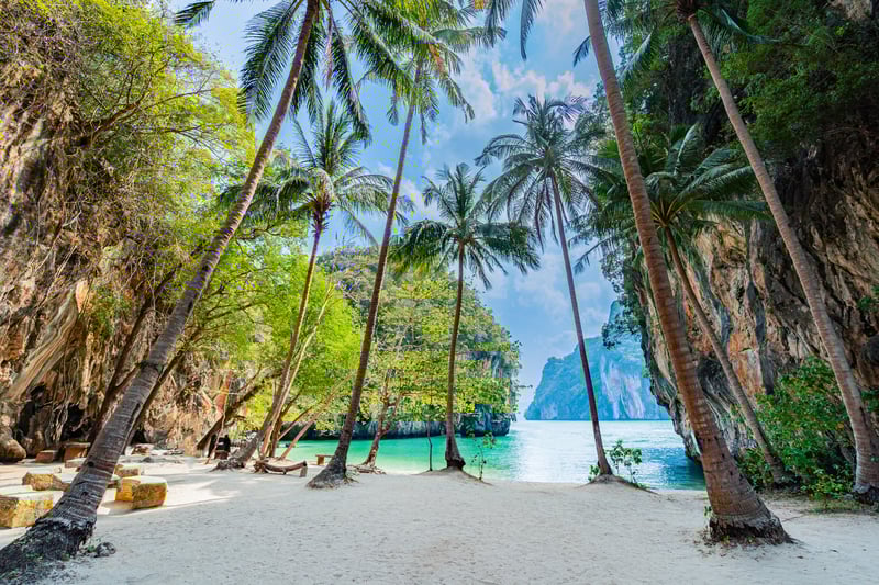 Enjoy time at leisure to discover the Krabi province, Thailand.