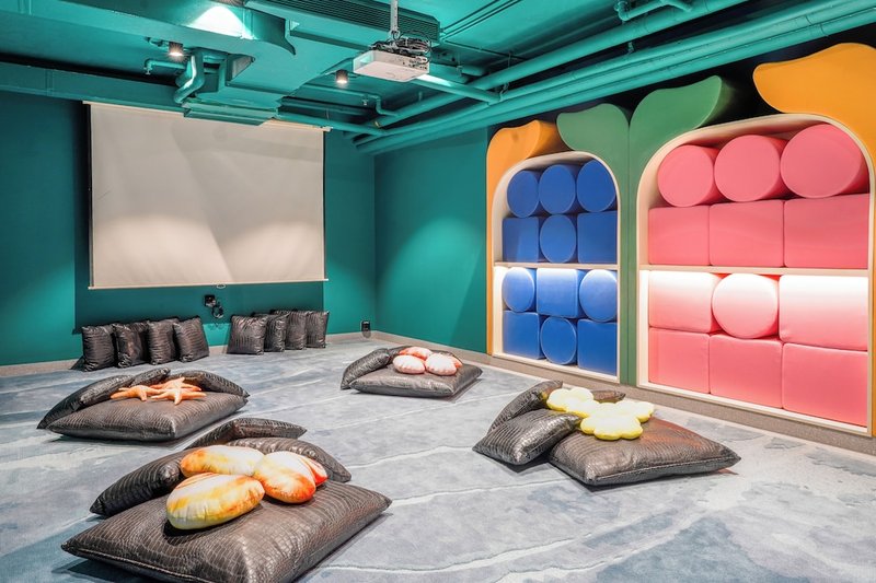 Children's play area - indoor