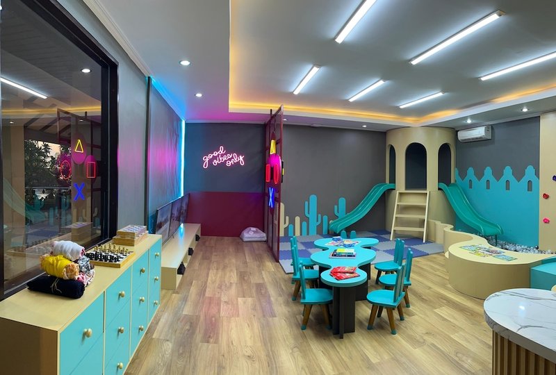 Children's play area - indoor