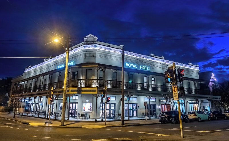 Front of property - evening/night