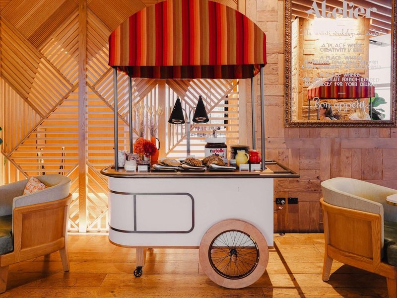 Breakfast area
